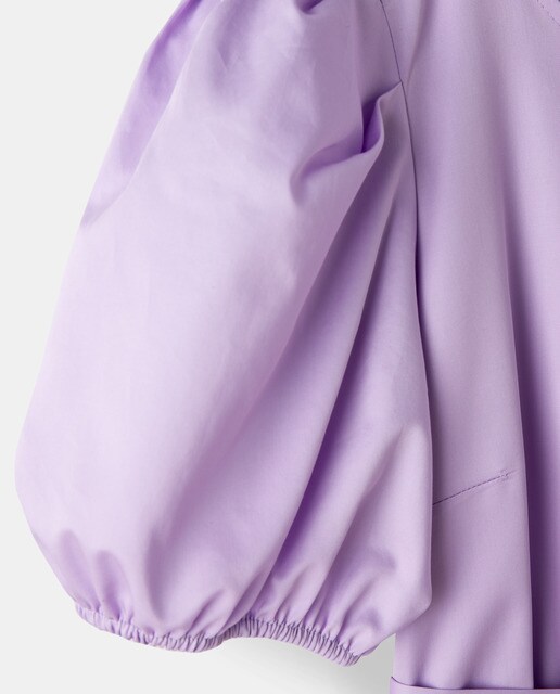 Vestido mini con volante