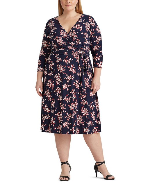 Vestido midi tamanhos grandes estampado