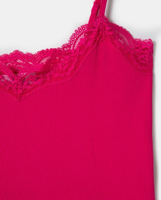 Camiseta lencera de mujer con escote pico
