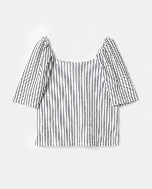 Camiseta de mujer con rayas y mangas abullonadas