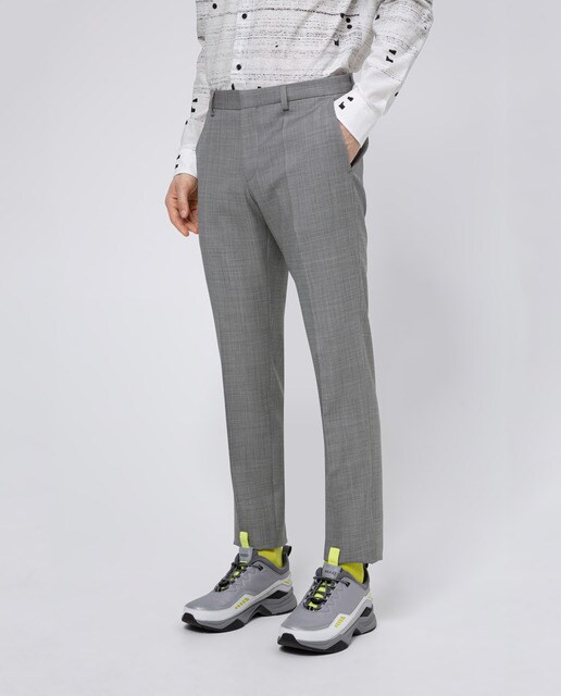 Traje de hombre slim microestampado gris