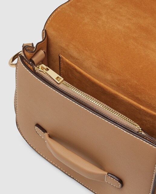 Bandolera mini de mujer El Corte Inglés en beige con pespuntes