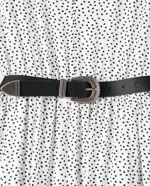 Vestido camiseiro com cinto