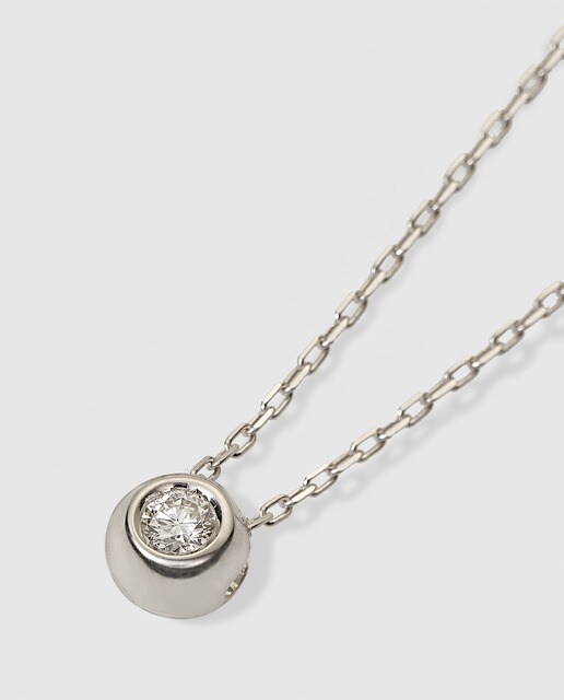 Colgante de oro blanco con diamante