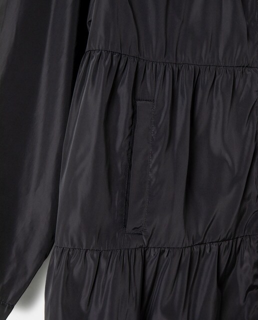 Parka ligera de mujer talla grande con capucha