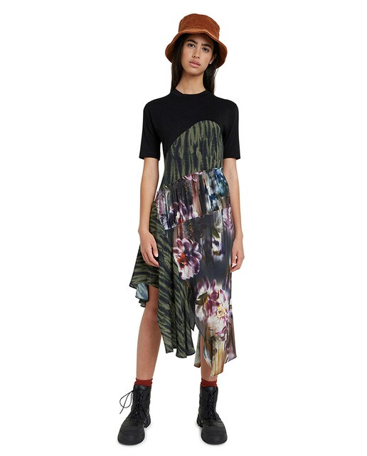Vestido camiseiro com patchwork de estampados florais e tie-dye