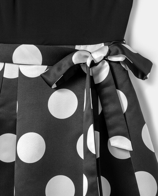 Vestido corto con efecto dos piezas