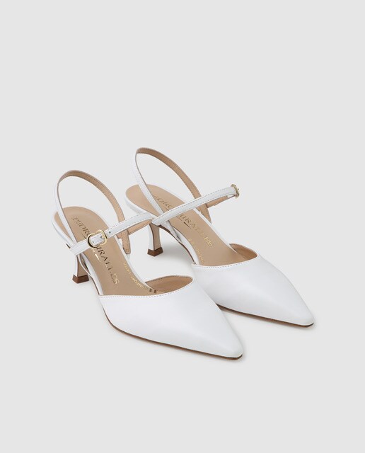 Zapatos de salón de mujer Pedro Miralles destalonados de color blanco