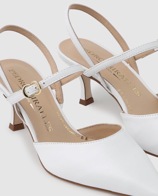 Zapatos de salón de mujer Pedro Miralles destalonados de color blanco