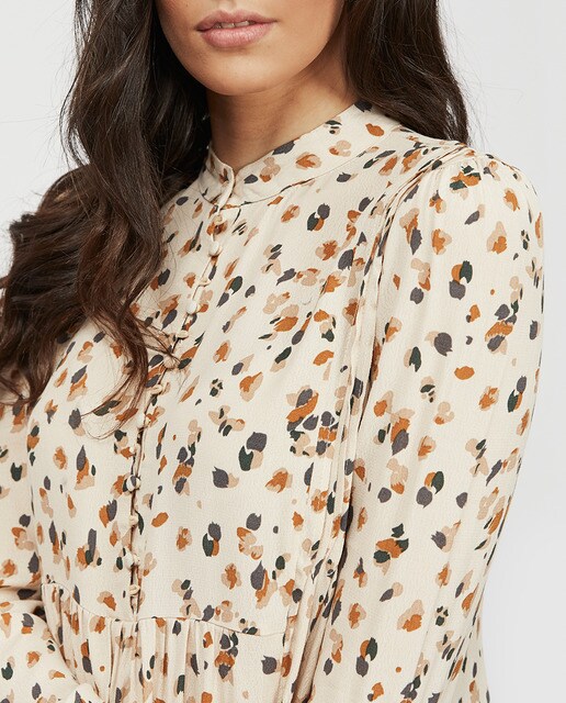 Vestido estampado curto