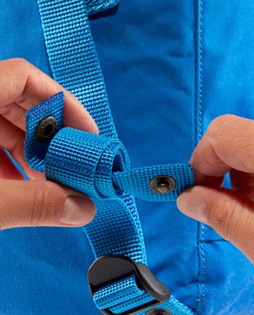 Mochila unissexo Kanken Mini de vinil camel com logótipo reflector