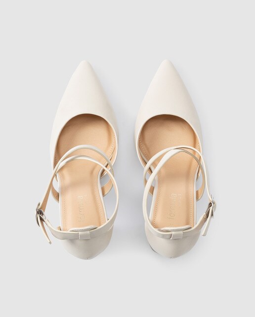 Zapatos de salón de mujer Fórmula Joven en blanco con tiras cruzadas en pala
