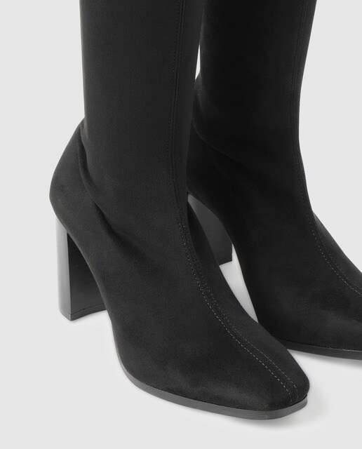 Botas de mujer Gloria Ortiz ajustadas de color negro