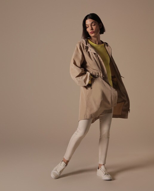Chubasquero de mujer Woman Collection en beige