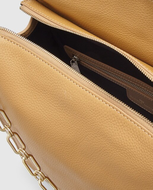 Mala hobo Lizzie em pele lisa camel com fecho-éclair
