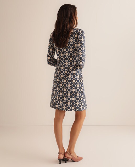 Vestido estampado com fivela