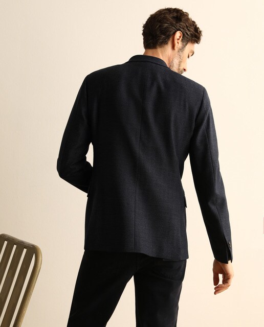 Americana de la colección Black de hombre slim de espiga azul