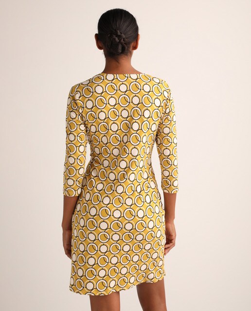 Vestido estampado com fivela