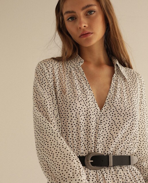 Vestido camiseiro com cinto