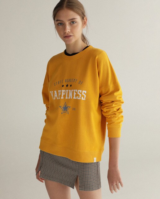 Sweatshirt básica com estampado à frente