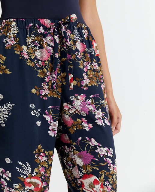 Calças pelo tornozelo com estampado oriental