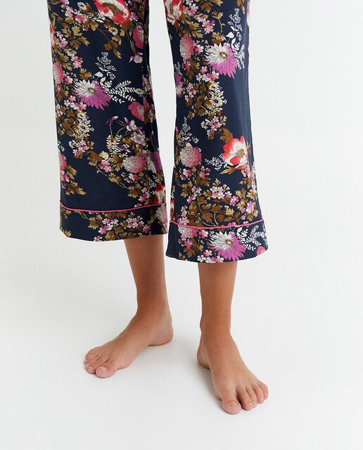 Calças pelo tornozelo com estampado oriental