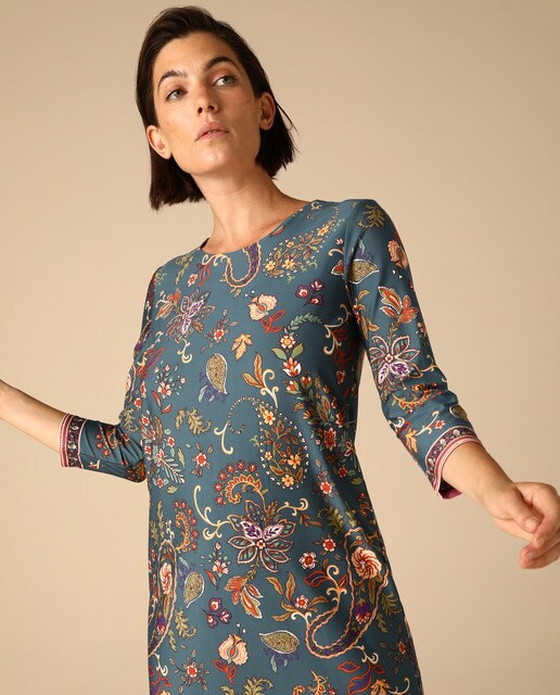 Vestido tipo túnica com estampado paisley