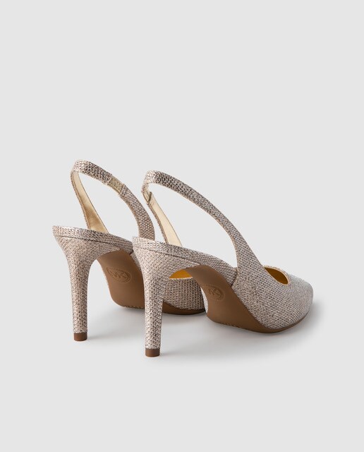 Zapatos de salón de mujer Michael Kors destalonados de color oro