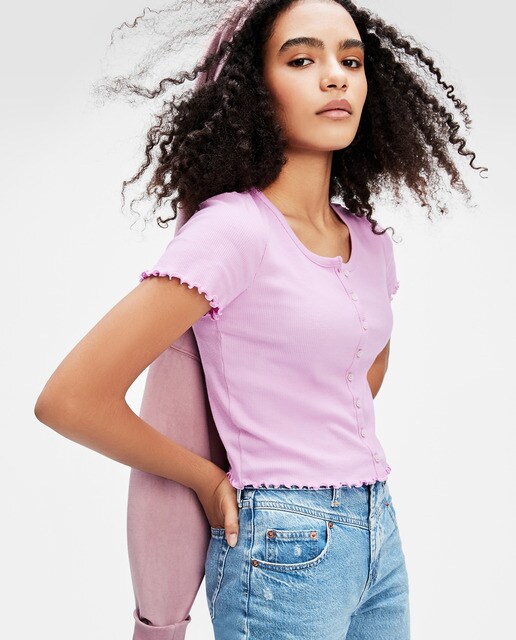 T-shirt de menina em rosa