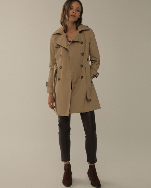 Gabardina clásica de mujer con capucha