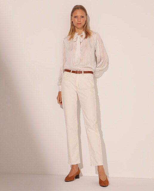 Blusa de mujer con lurex y lazada