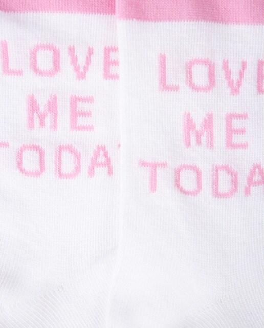 Meias com estampado às riscas