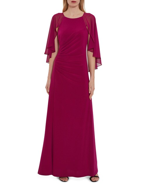 Vestido largo con capa