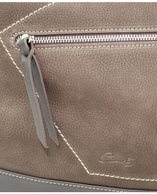 Mala hobo em pele castanha conversível em mochila