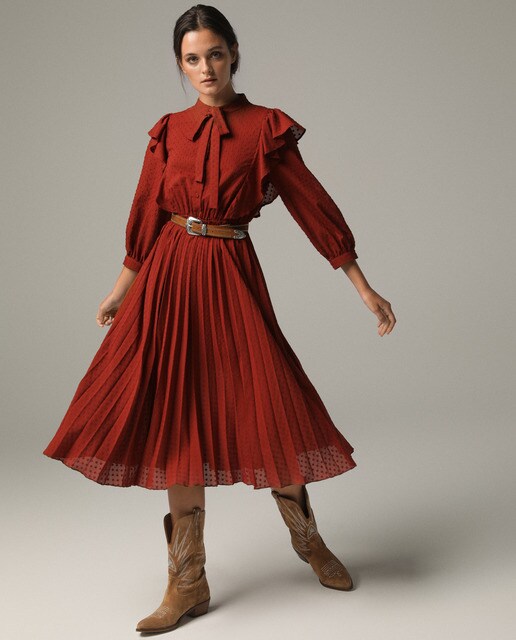 Vestido midi com plumeti