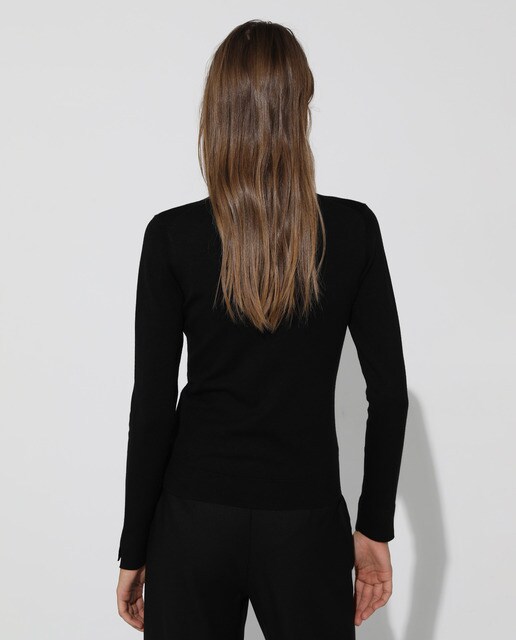 Jersey básico de mujer con cuello cisne
