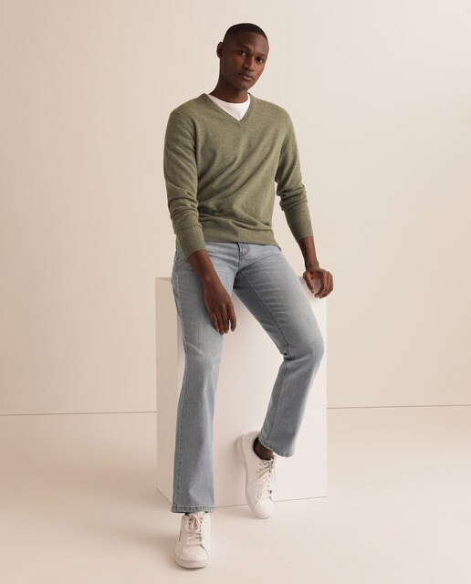Camisola de malha lambswool verde com decote em bico