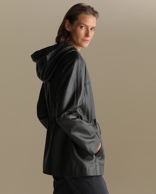 Parka de mujer 100% piel con capucha