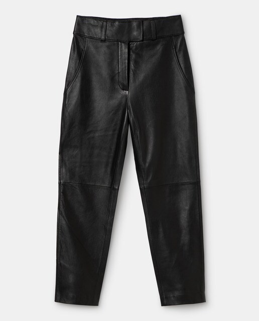 Pantalón de mujer realizado en napa con bolsillos laterales
