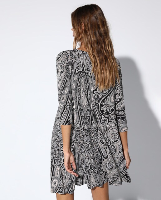 Vestido curto de malha com estampado