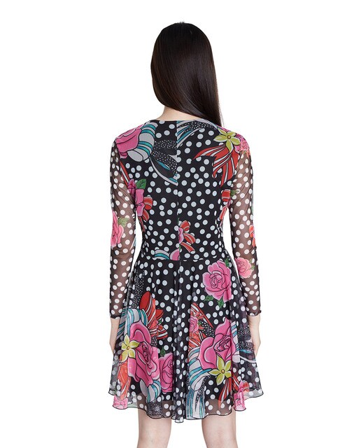 Vestido evasé com estampado de María Escoté