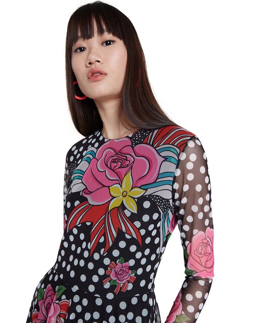 Vestido evasé com estampado de María Escoté