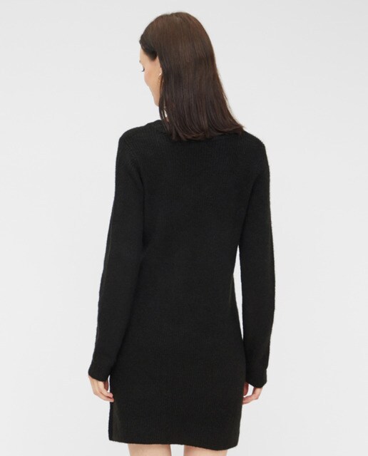 Vestido de malha com mangas compridas