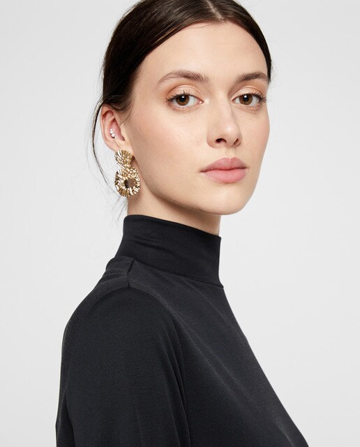 Vestido curto de malha