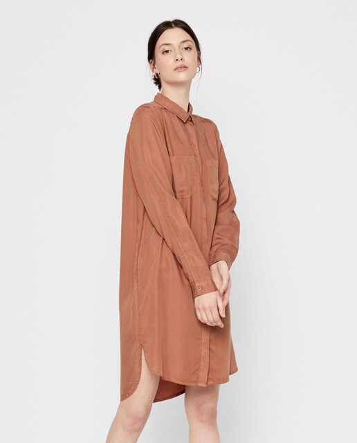 Vestido curto estilo camisa