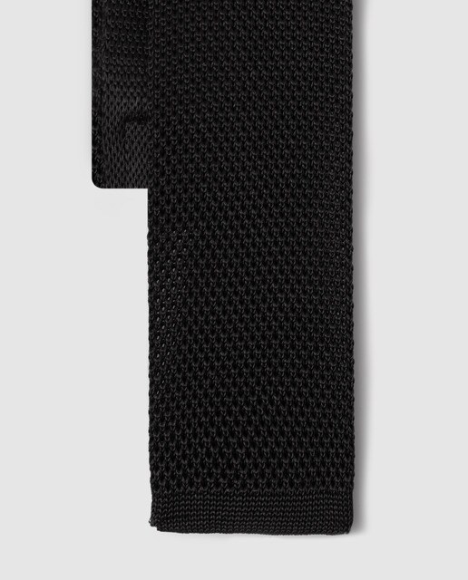 Corbata de seda en punto negro punto croche