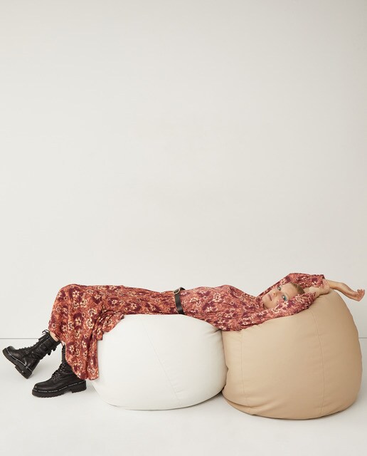 Falda midi con volante