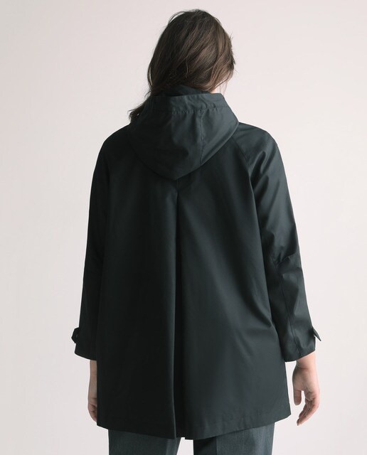 Parka corta de mujer talla grande con cierre de alamares