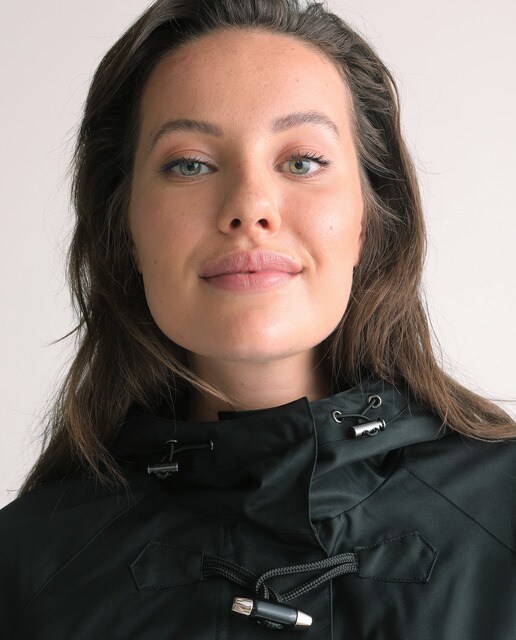 Parka corta de mujer talla grande con cierre de alamares