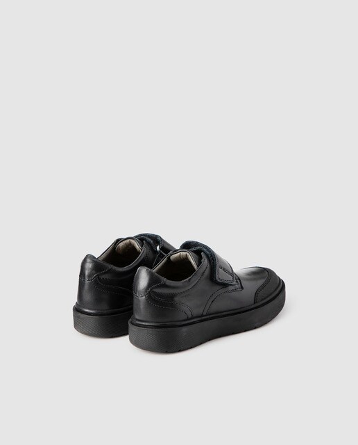 Zapatos de colegio de niño Geox de piel con cierre adherente